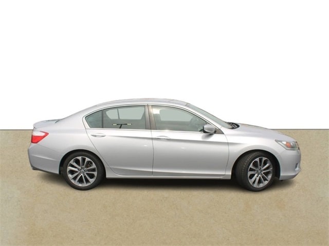 Used 2014 Honda Accord Sport with VIN 1HGCR2F51EA249279 for sale in Ballwin, MO