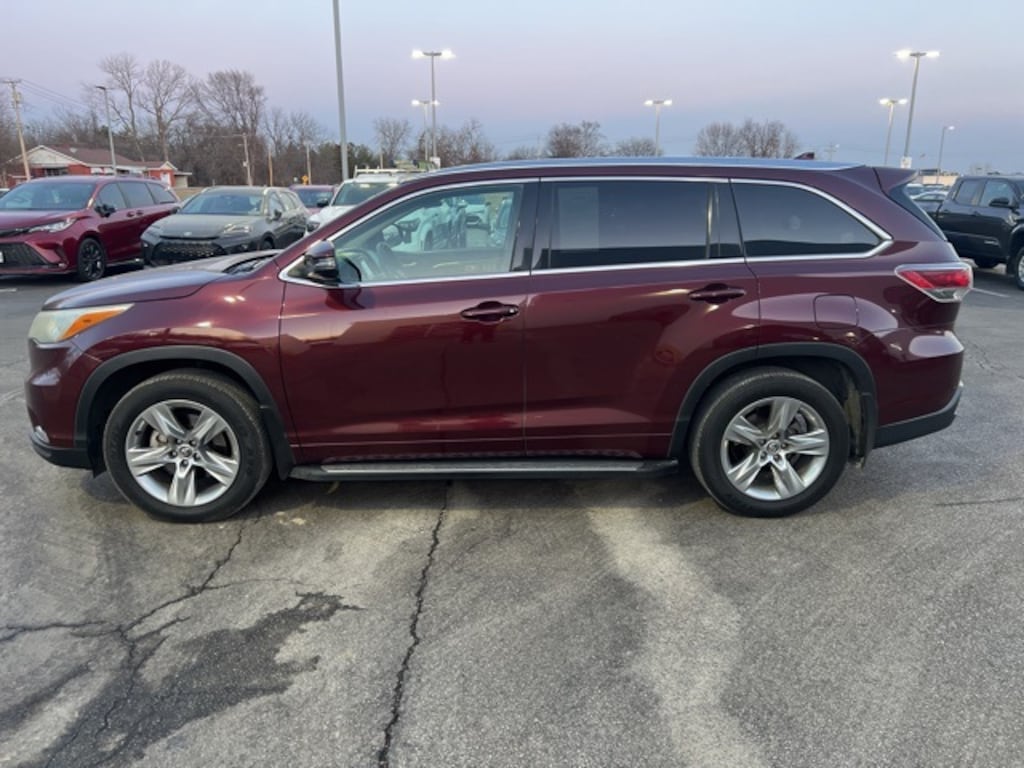 Used 2016 Toyota Highlander Limited Platinum V6 SUV