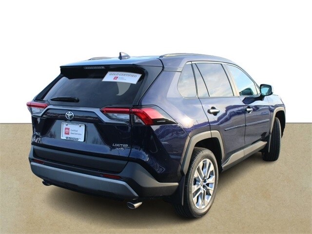 2025 Toyota RAV4 Limited photo 4
