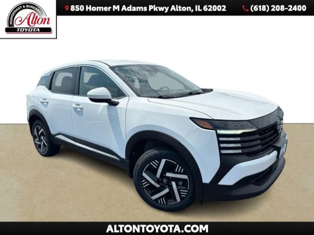 Used 2025 Nissan Kicks SV SUV