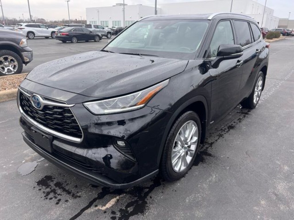 Certified 2022 Toyota Highlander Hybrid Limited SUV