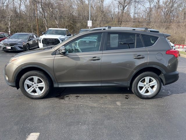 Used 2013 Toyota RAV4 XLE with VIN 2T3WFREVXDW019979 for sale in Ballwin, MO