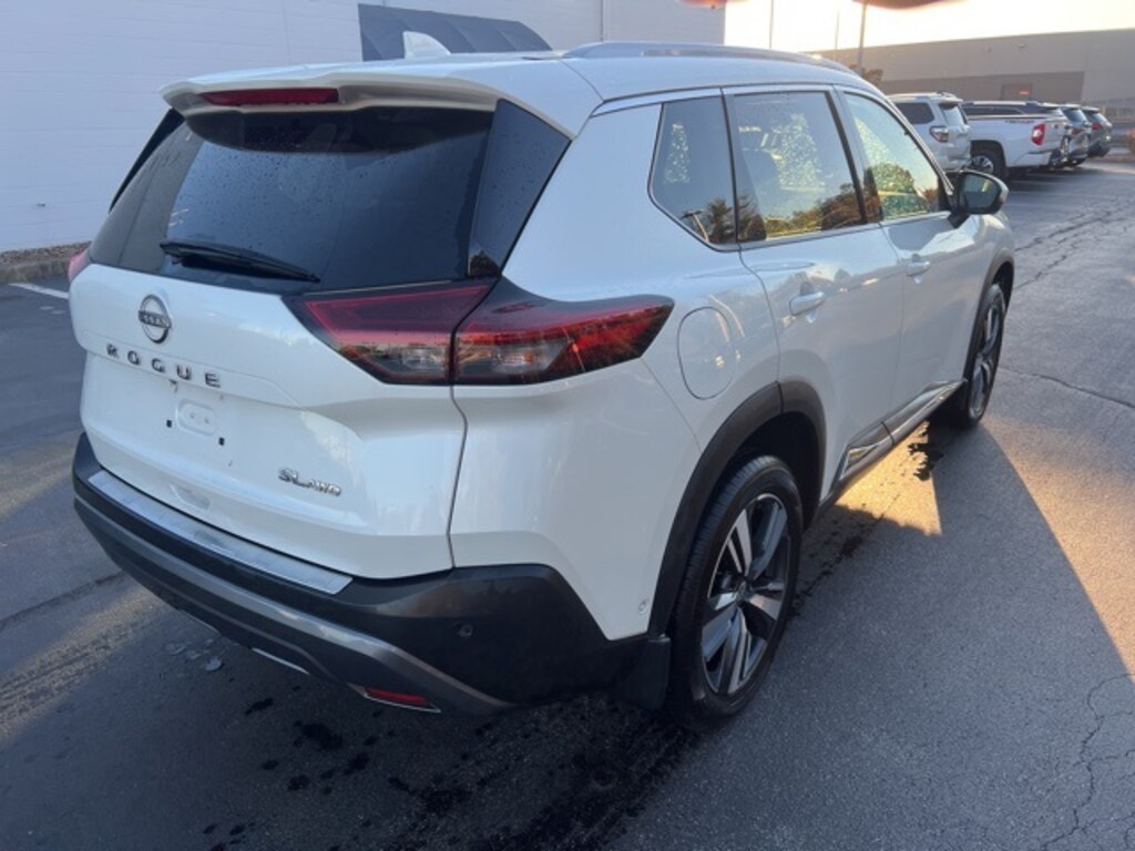Used 2023 Nissan Rogue SL SUV