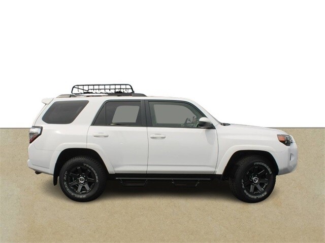 2021 Toyota 4Runner Trail photo 2