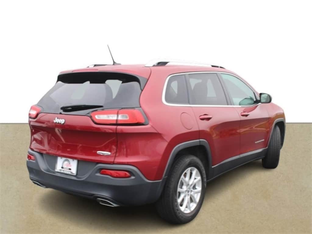 Used 2015 Jeep Cherokee Latitude FWD SUV