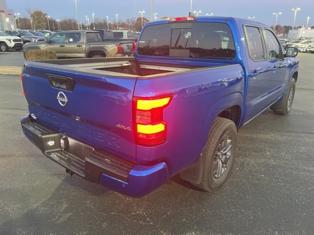 Used 2025 Nissan Frontier SV Truck