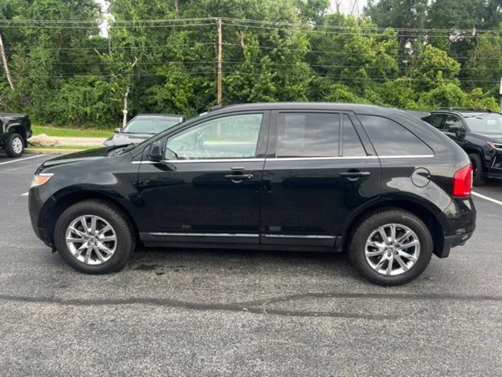 Used 2011 Ford Edge Limited SUV
