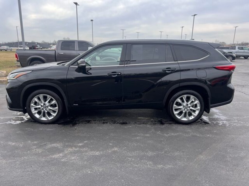 Certified 2022 Toyota Highlander Hybrid Limited SUV