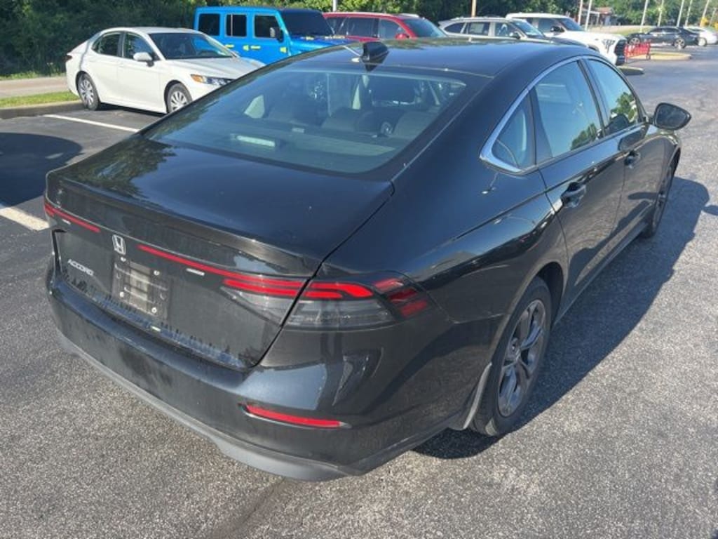 Used 2023 Honda Accord EX Sedan