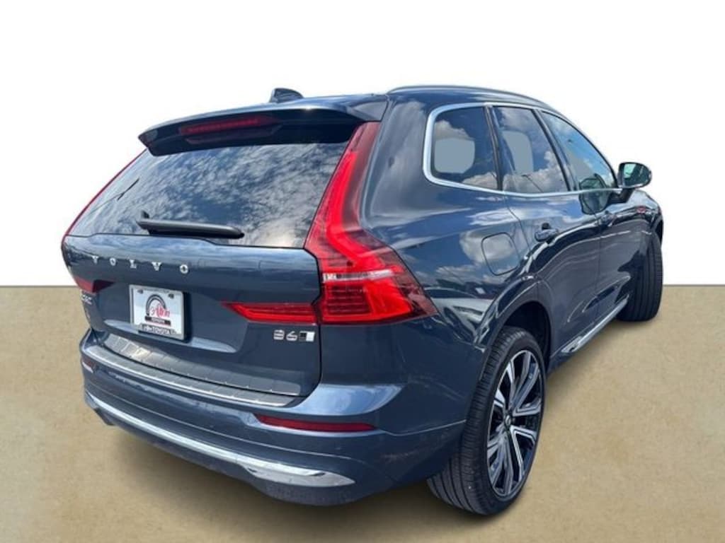 Used 2023 Volvo XC60 B6 AWD Ultimate Bright SUV