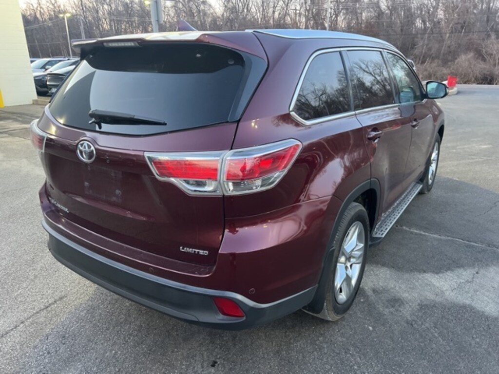 Used 2016 Toyota Highlander Limited Platinum V6 SUV