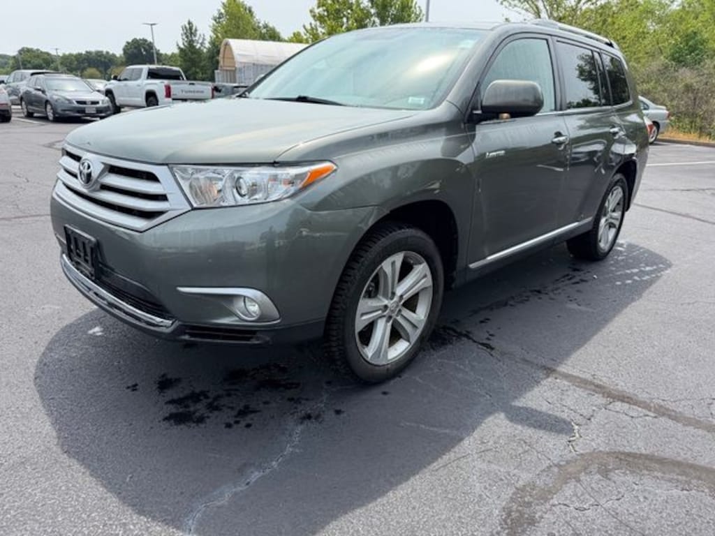 Used 2012 Toyota Highlander Limited SUV