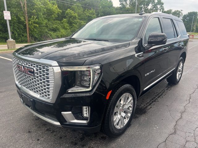 2024 GMC Yukon 4WD Denali's photo