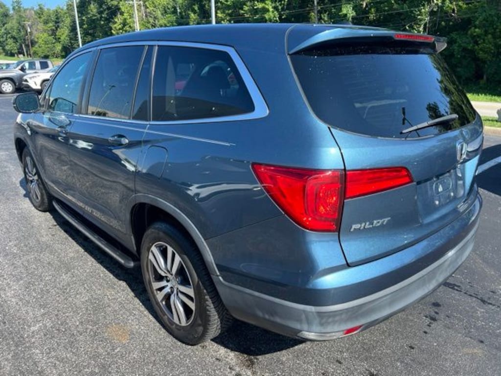 Used 2016 Honda Pilot EX-L AWD SUV