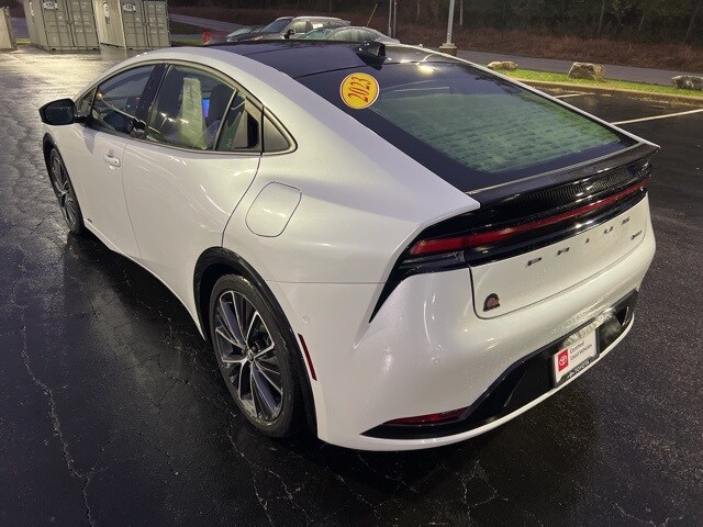 2023 Toyota Prius Limited photo 3