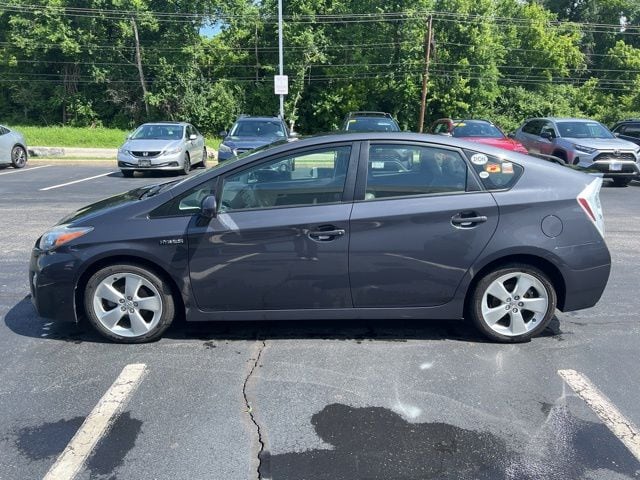 Used 2010 Toyota Prius V with VIN JTDKN3DU2A0130209 for sale in Ballwin, MO