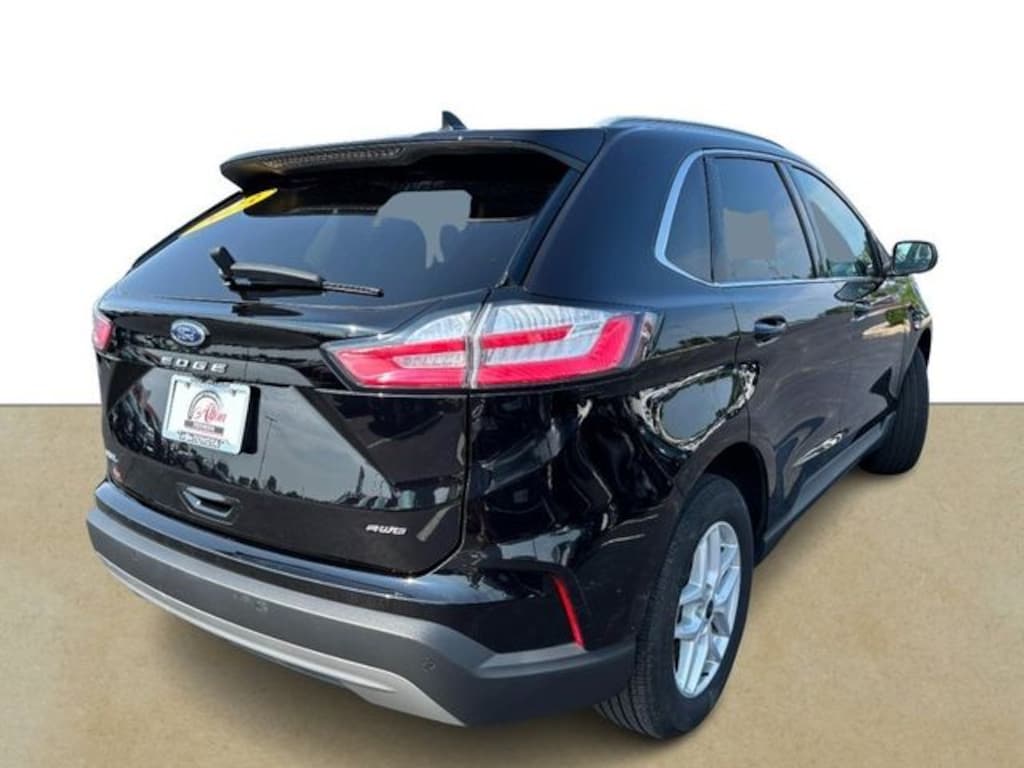 Used 2023 Ford Edge SEL SUV