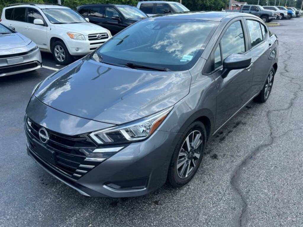 Used 2024 Nissan Versa 1.6 SV Sedan