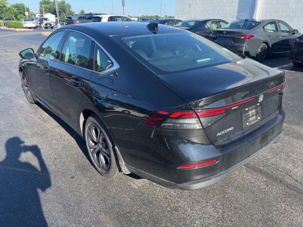 Used 2023 Honda Accord EX Sedan