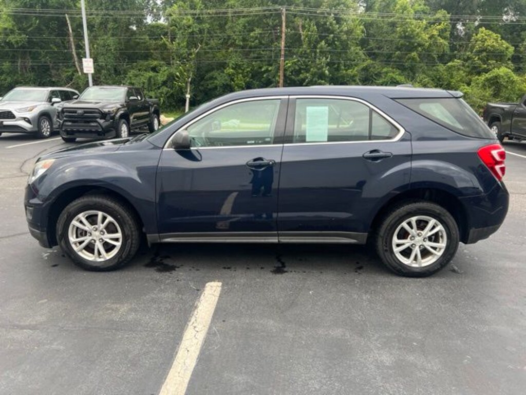 Used 2017 Chevrolet Equinox LS SUV