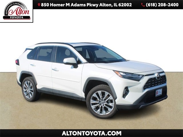 2022 Toyota RAV4 Limited's photo