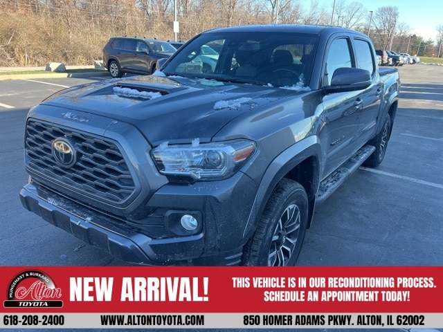 2023 Toyota Tacoma TRD Sport's photo