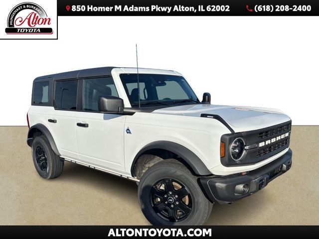 2024 Ford Bronco Black Diamond 4x4's photo