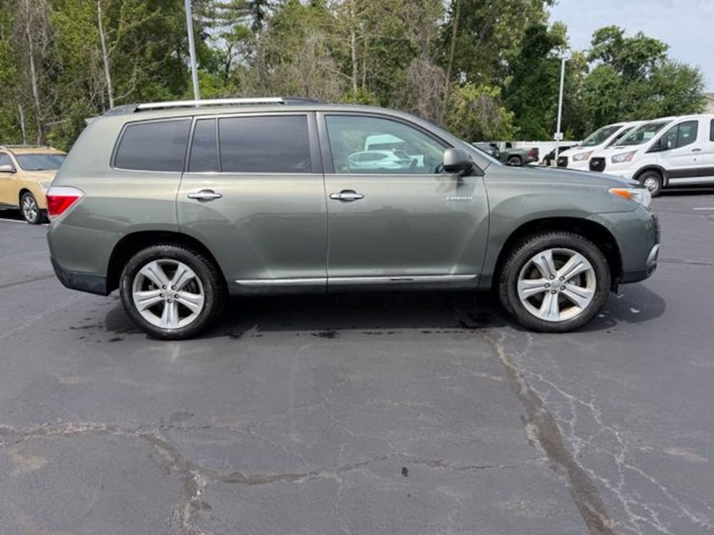 Used 2012 Toyota Highlander Limited SUV