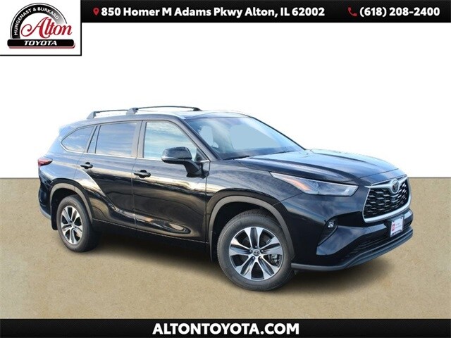 2024 Toyota Highlander XLE's photo