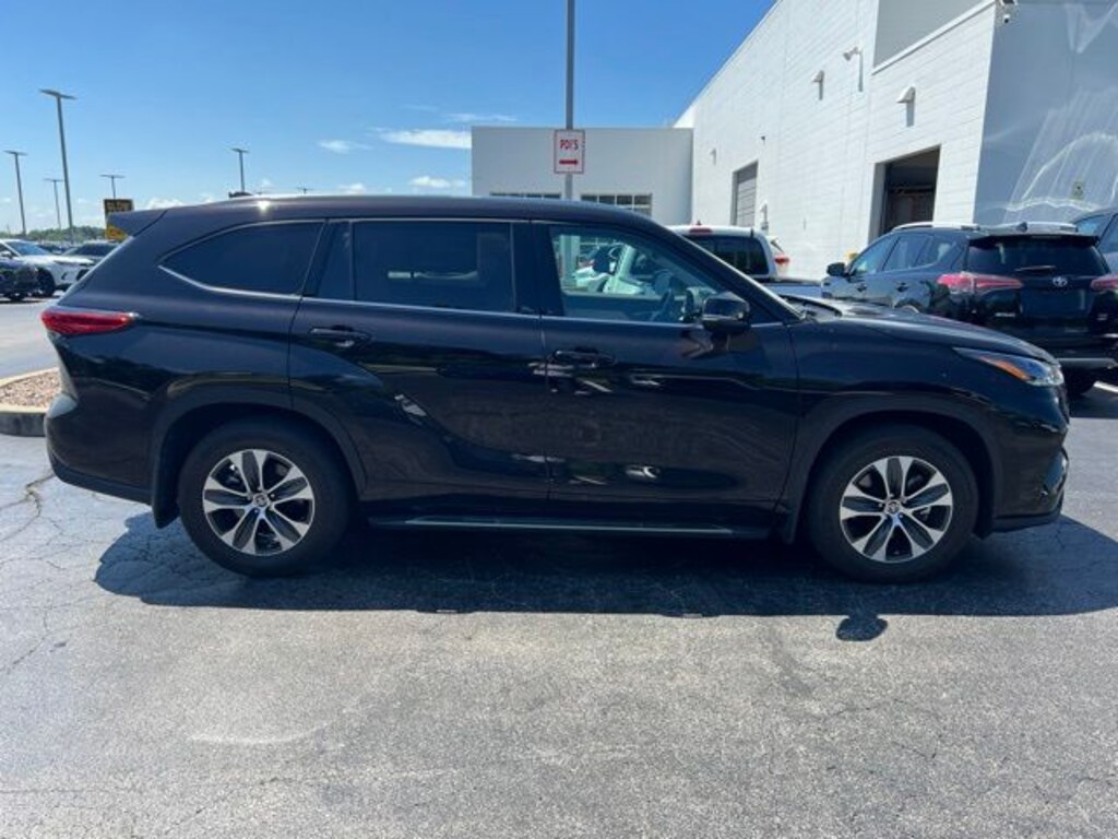 Certified 2021 Toyota Highlander XLE SUV