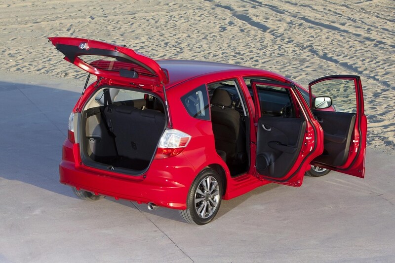 2012-honda-fit-sport-12.jpg