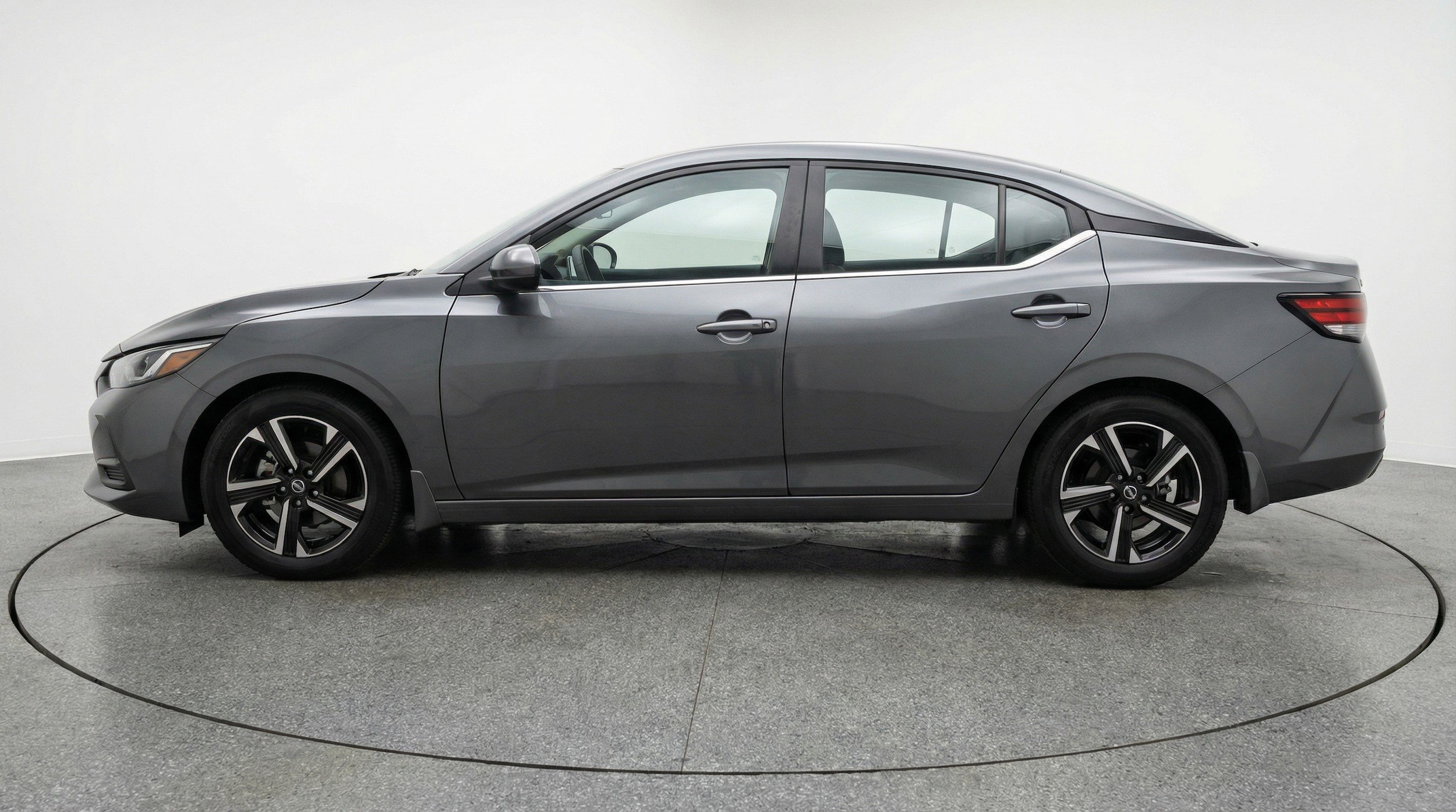 Thumbnail: 2025 Nissan Sentra - 5