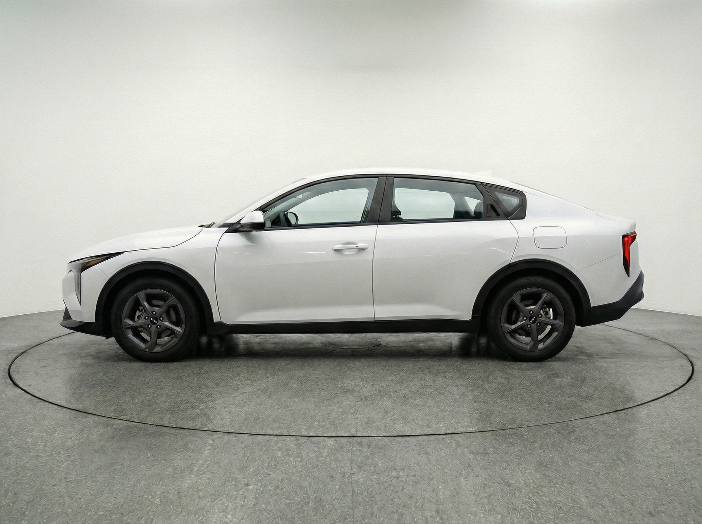 Thumbnail: 2025 Kia K4 - 4