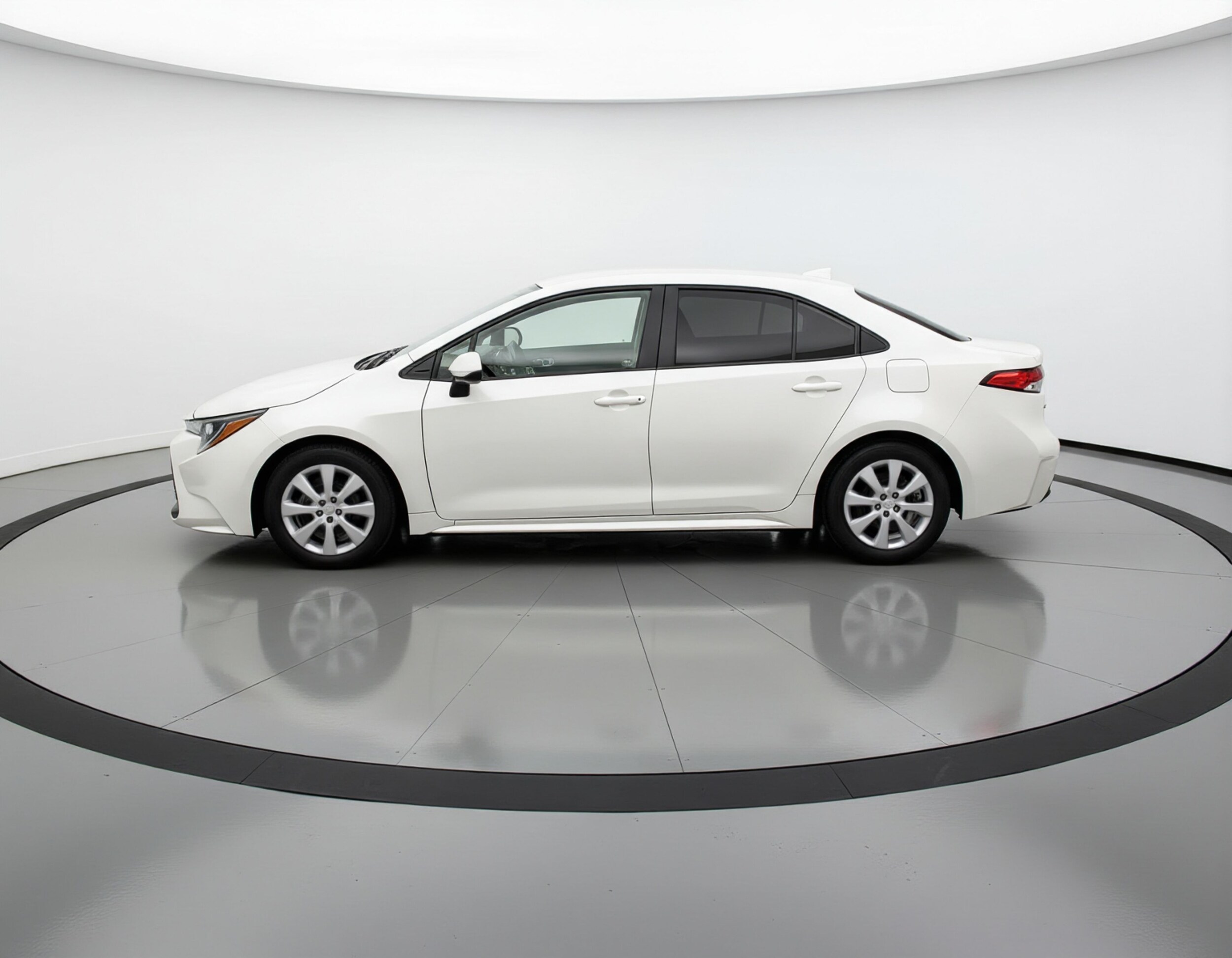 Thumbnail: 2025 Toyota Corolla - 4