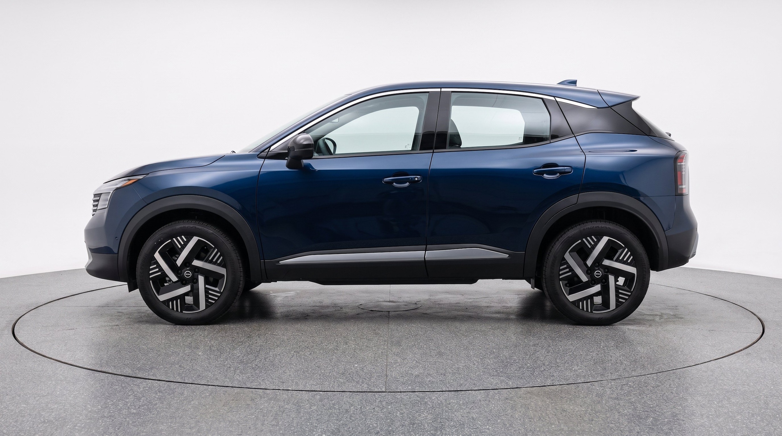 Thumbnail: 2026 Nissan Kicks - 5