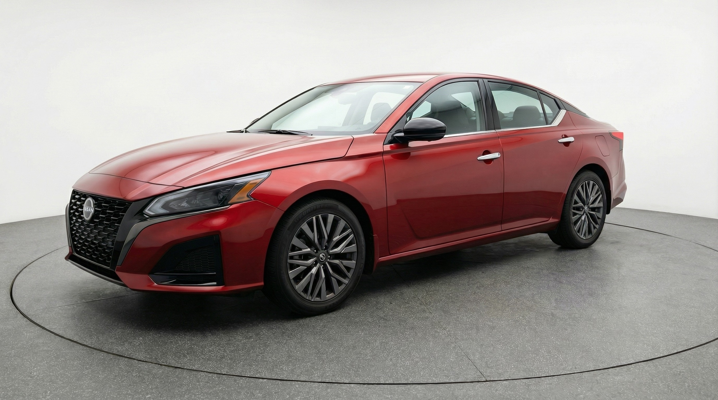 Thumbnail: 2025 Nissan Altima - 3