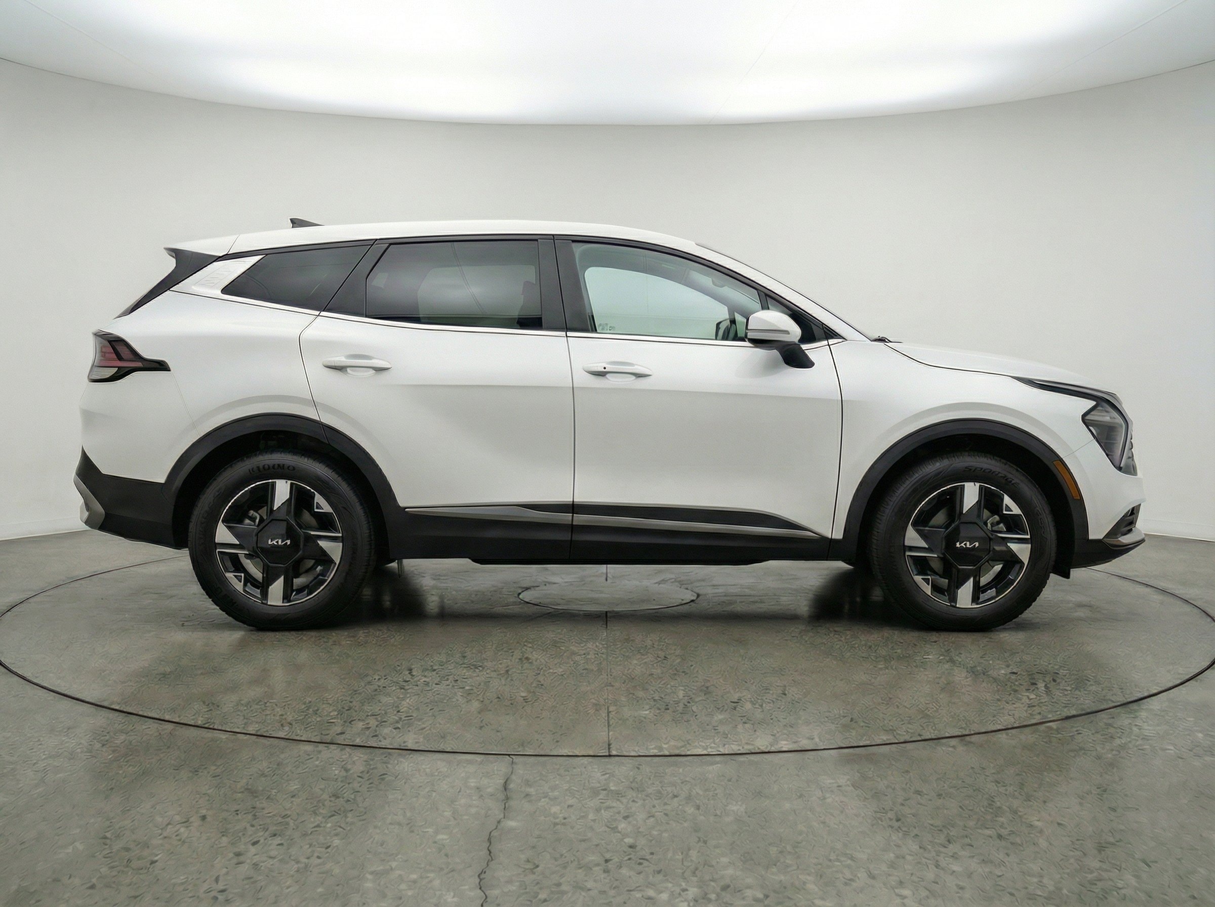 Thumbnail: 2026 Kia Sportage - 11