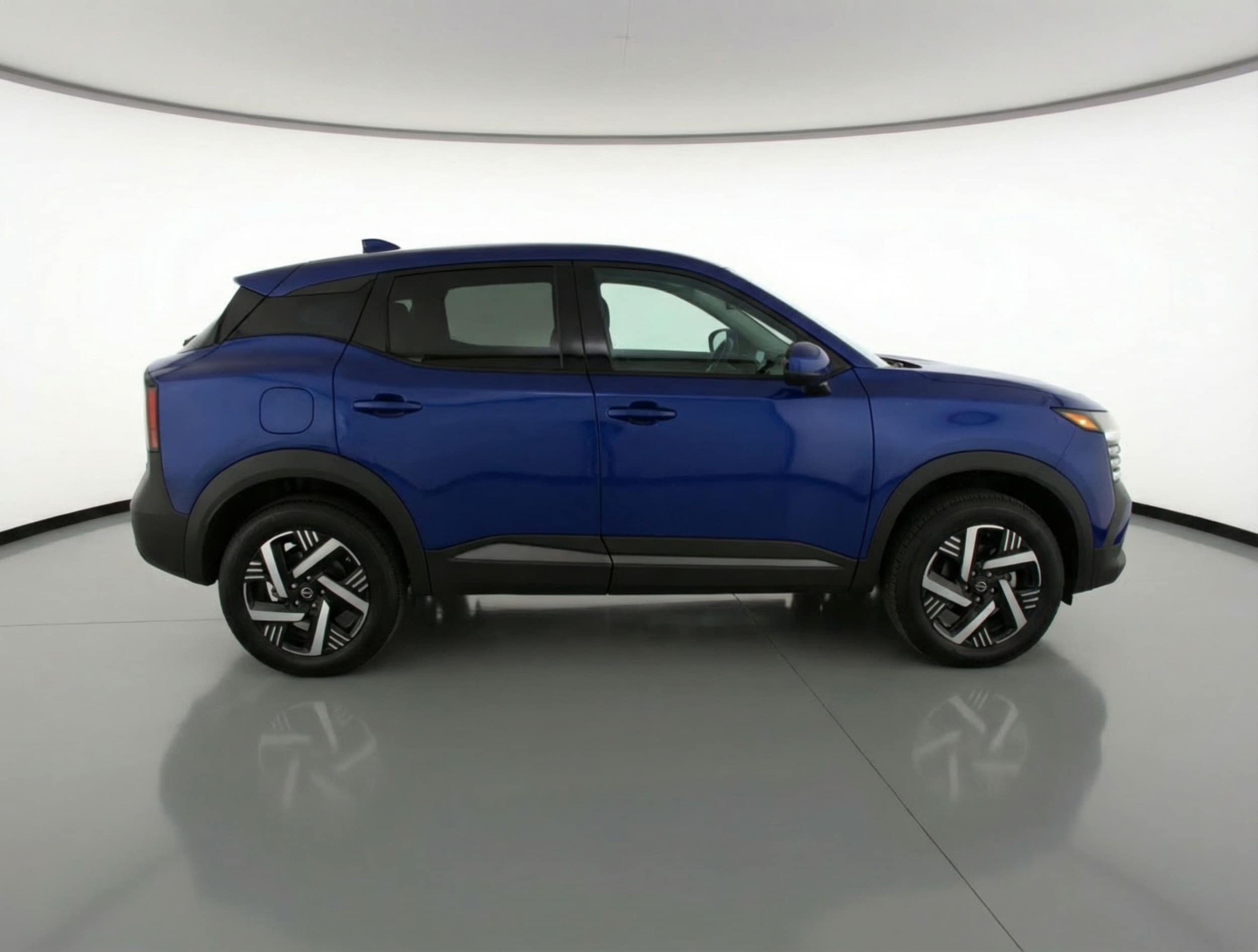 Thumbnail: 2025 Nissan Kicks - 8