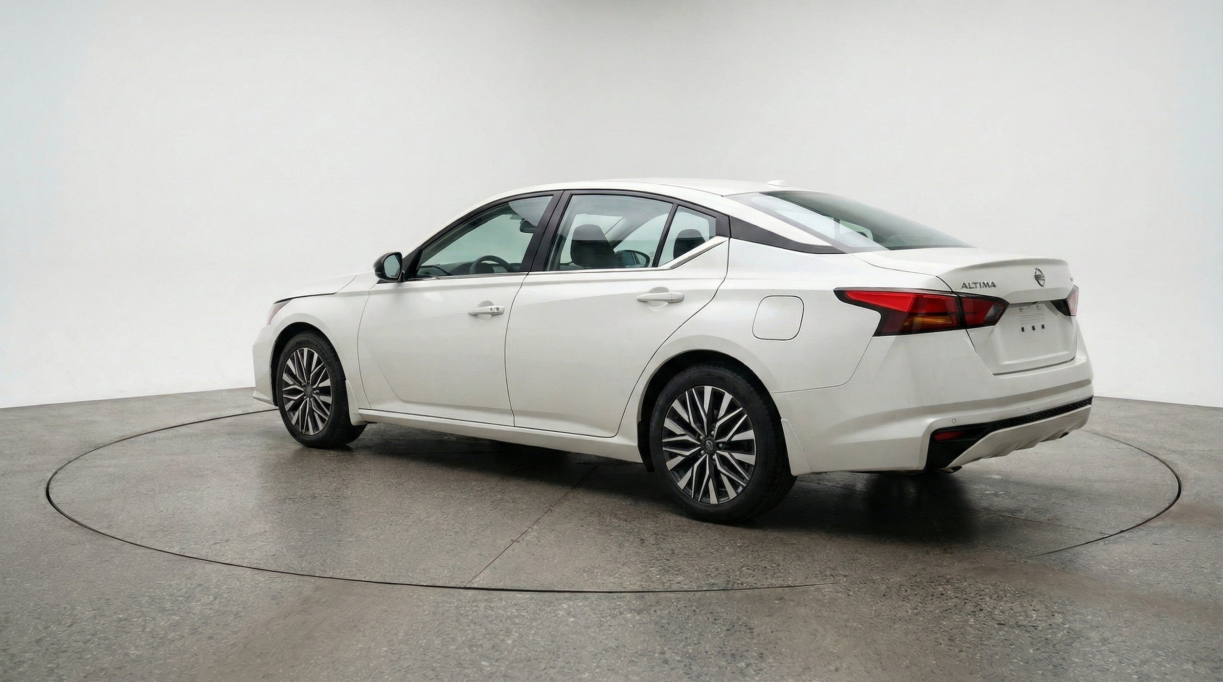 Thumbnail: 2025 Nissan Altima - 6