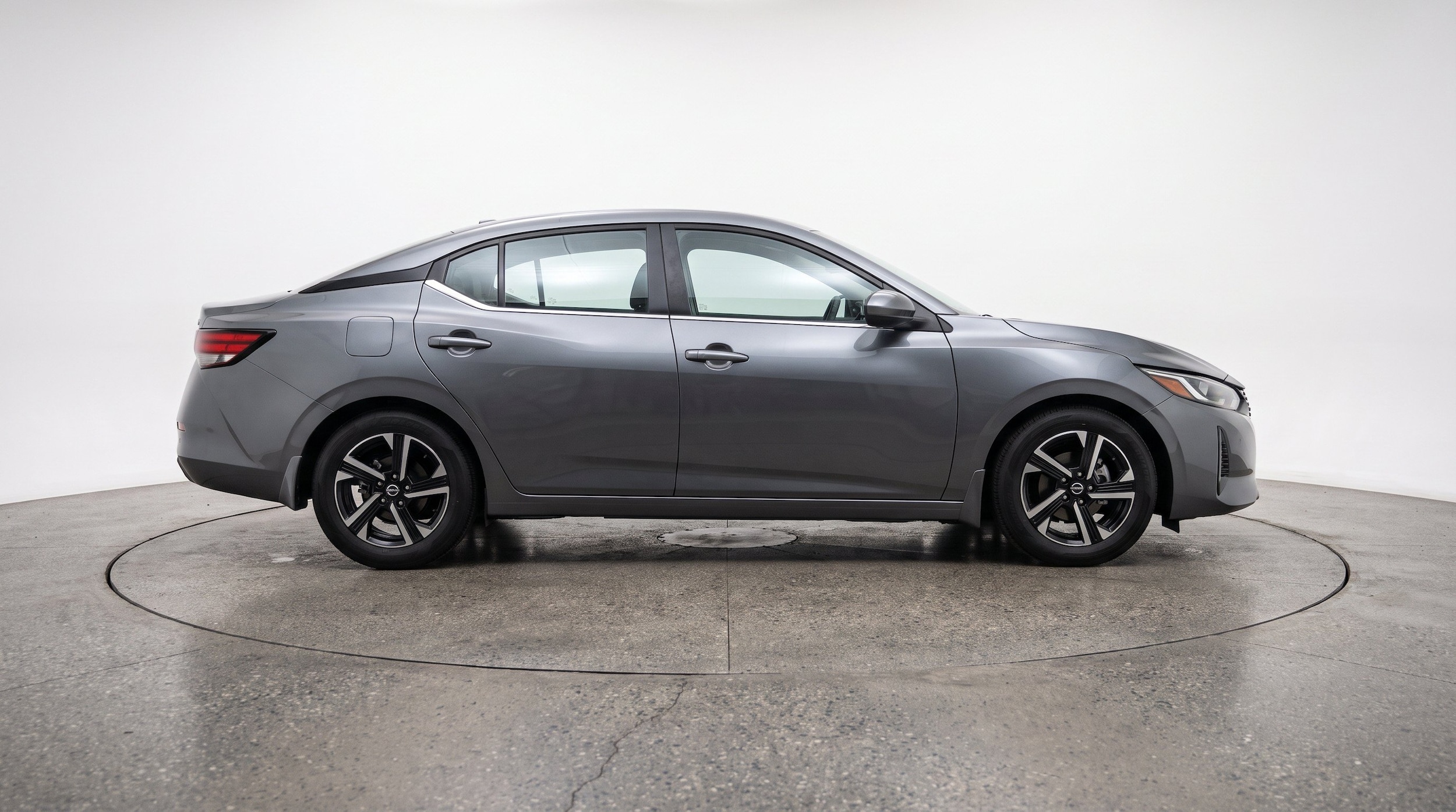 Thumbnail: 2025 Nissan Sentra - 10