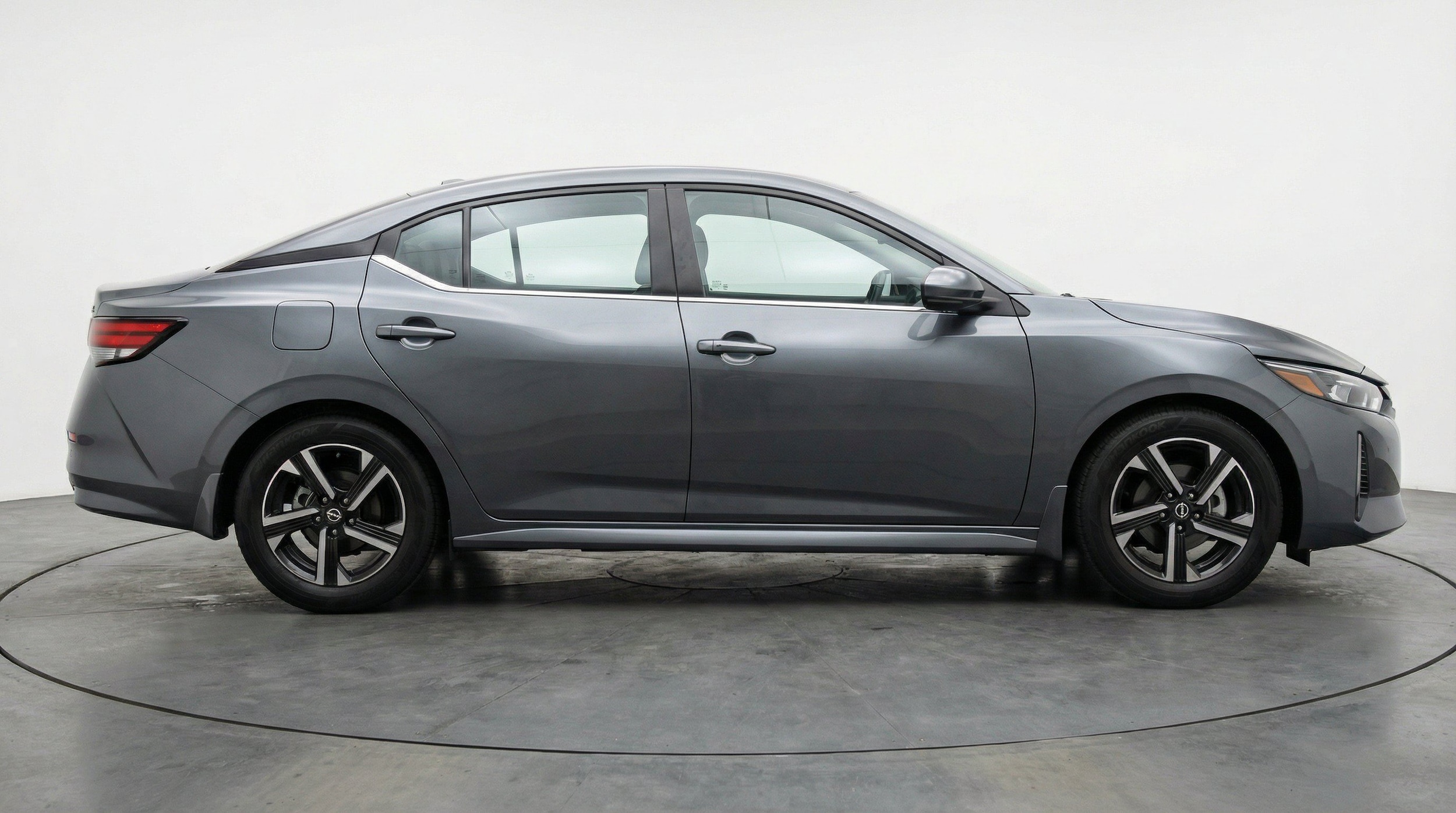 Thumbnail: 2025 Nissan Sentra - 11