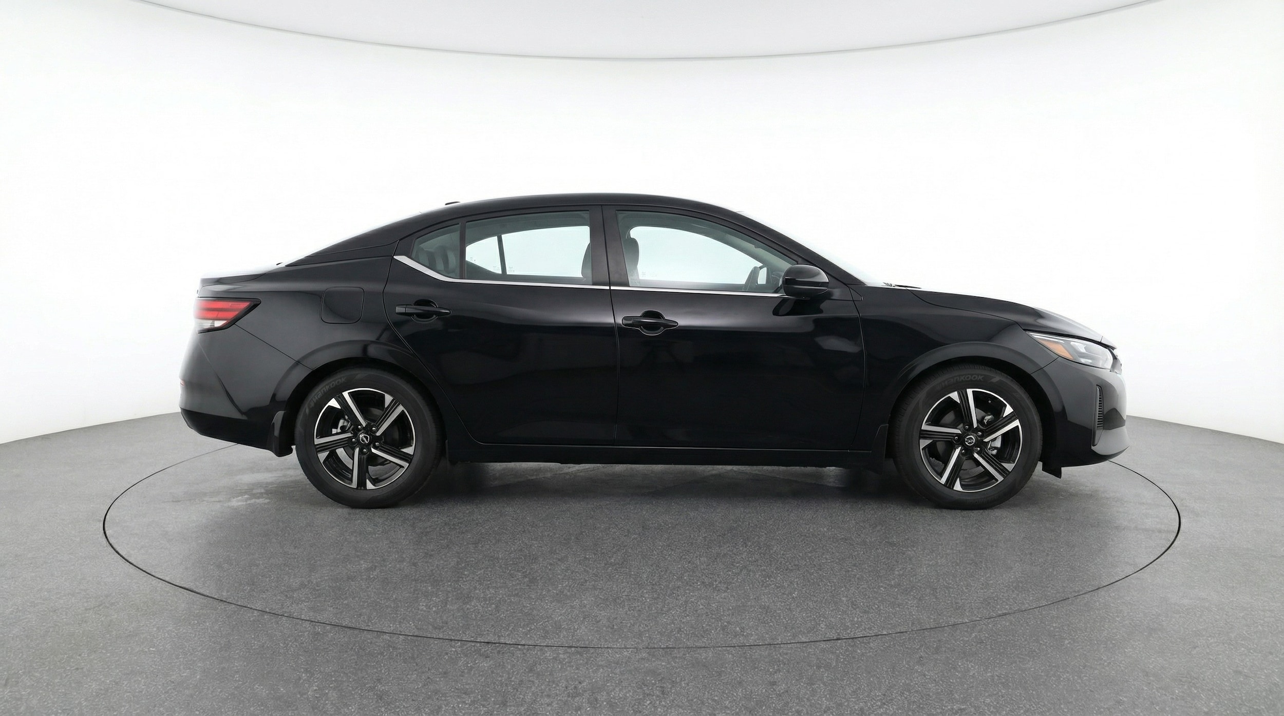 Thumbnail: 2025 Nissan Sentra - 8