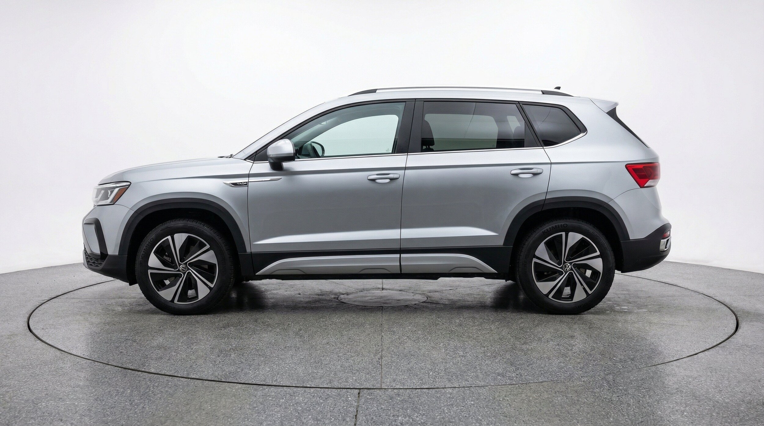 Thumbnail: 2026 Volkswagen Taos - 5
