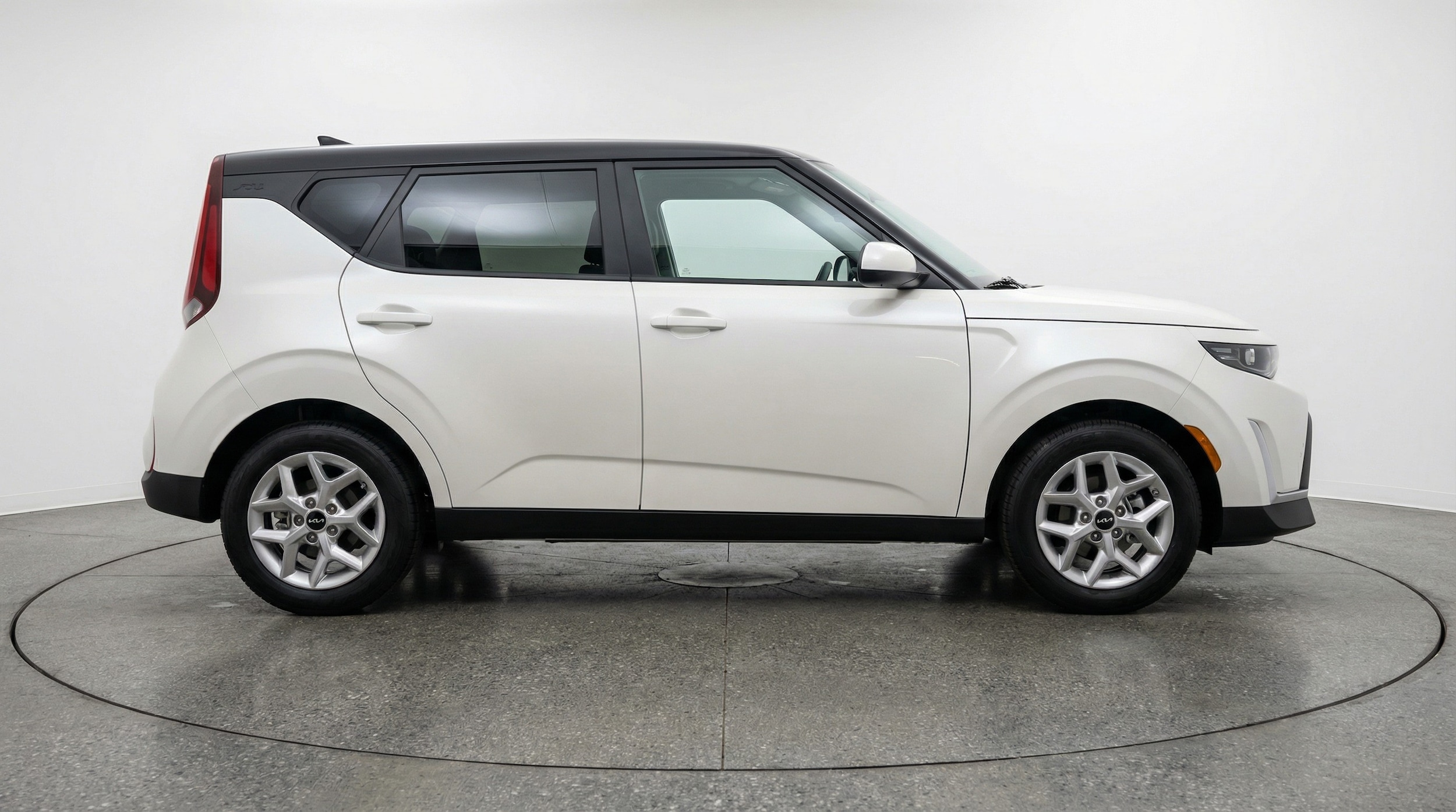 Thumbnail: 2025 Kia Soul - 8