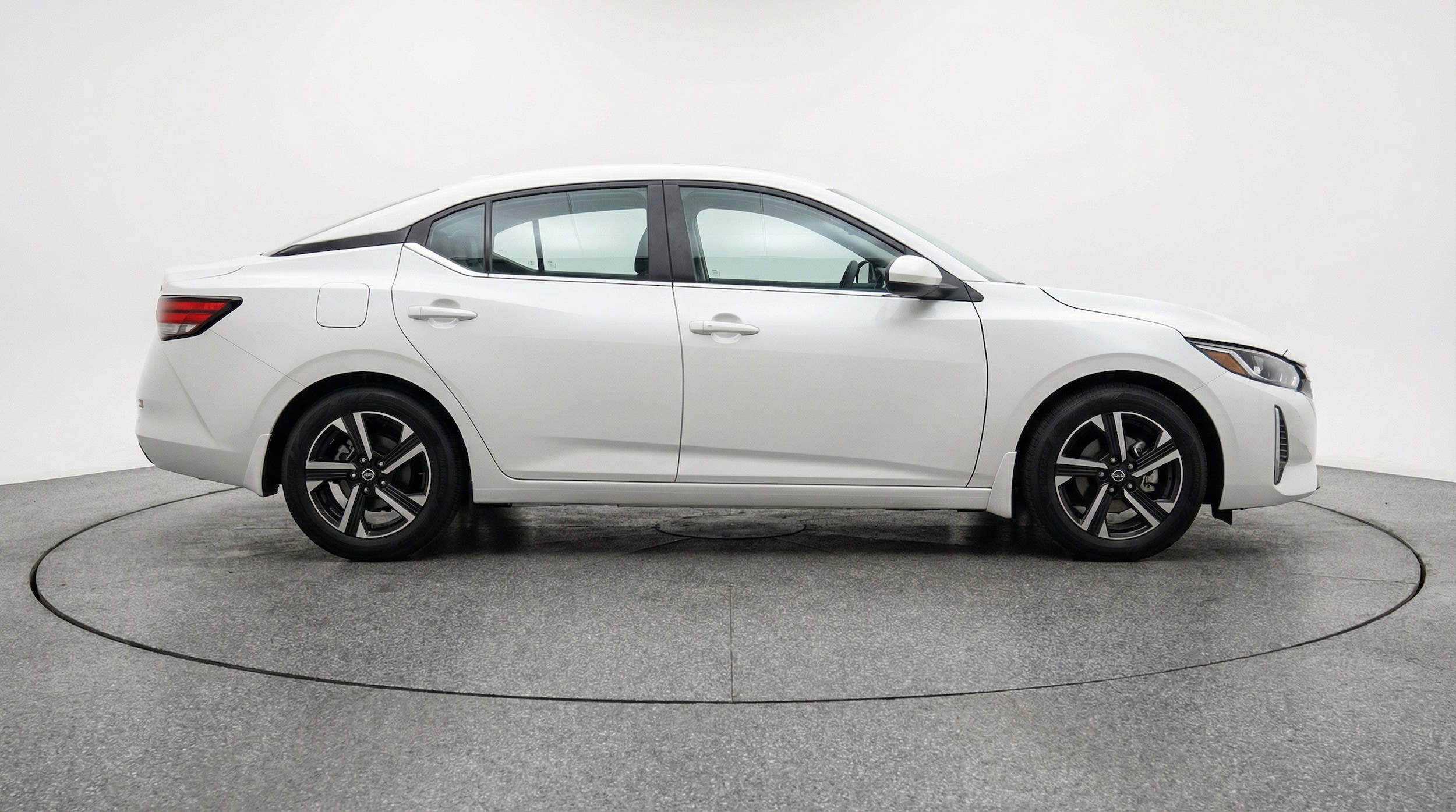 Thumbnail: 2025 Nissan Sentra - 11