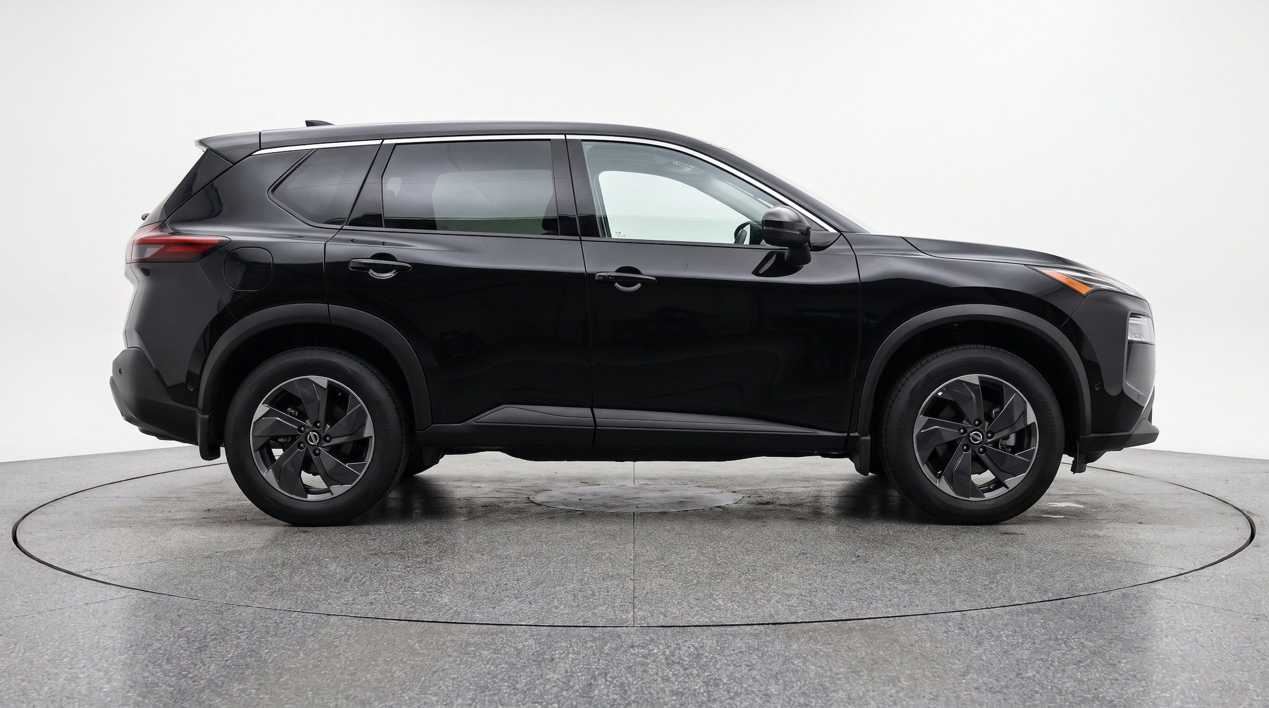 Thumbnail: 2025 Nissan Rogue - 10