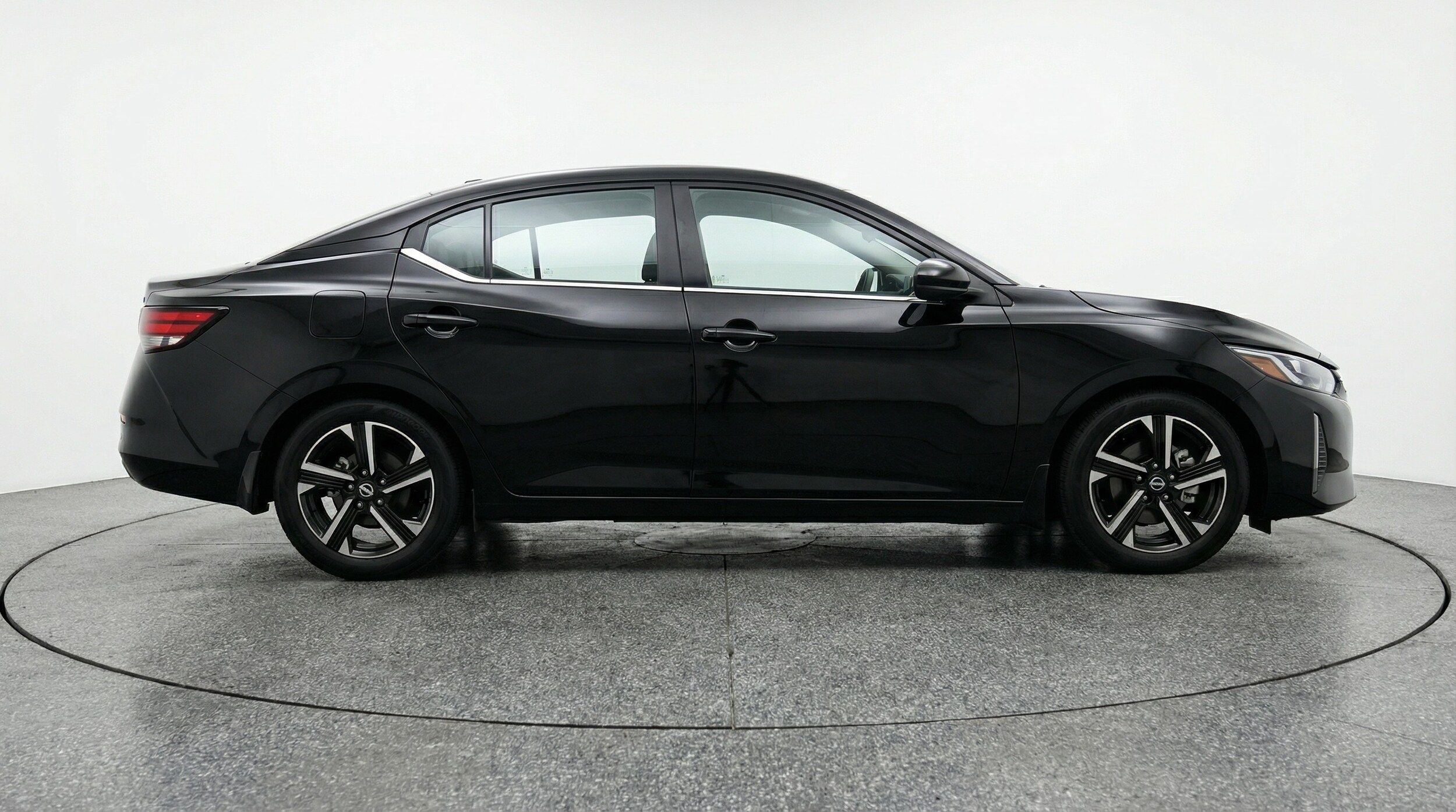 Thumbnail: 2025 Nissan Sentra - 8