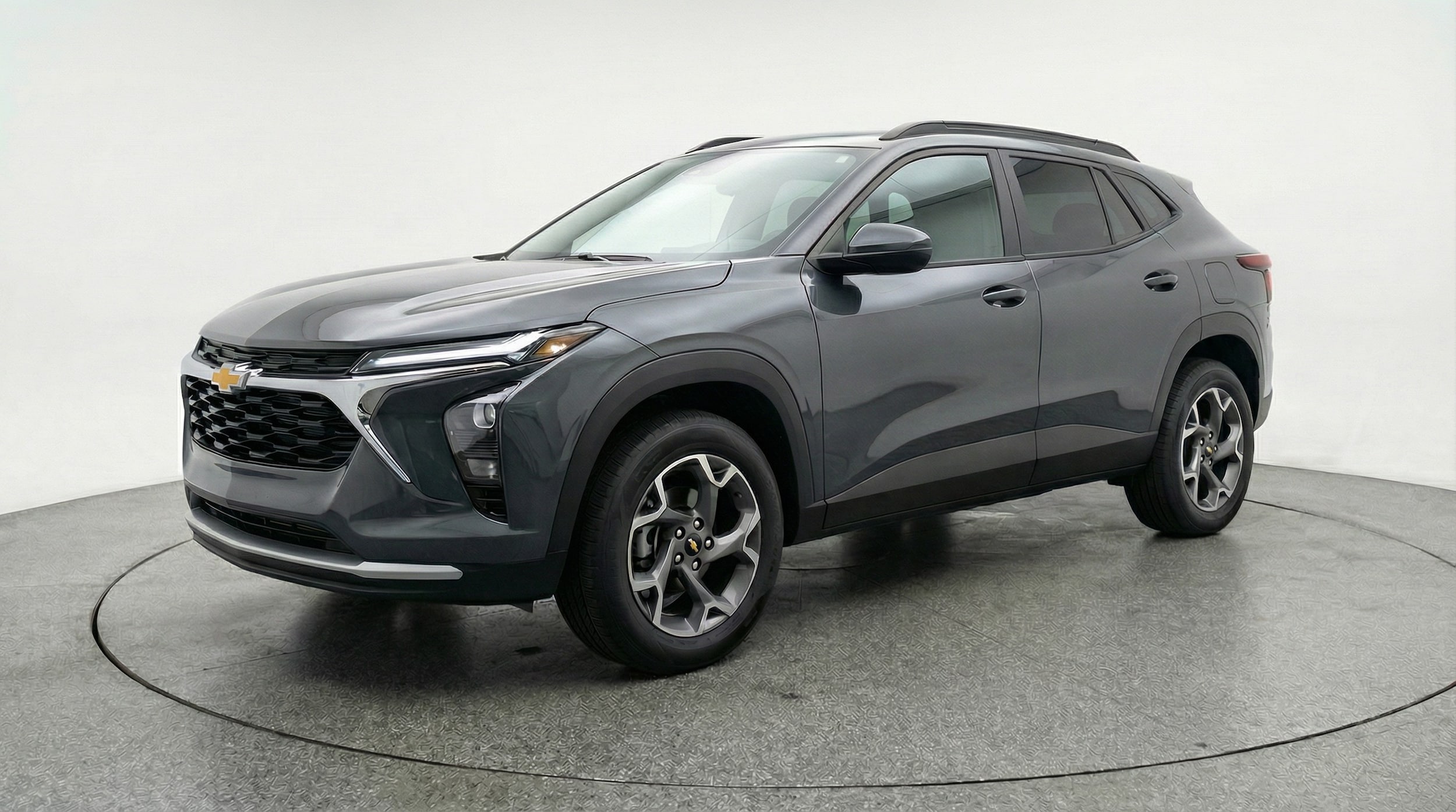 Thumbnail: 2025 Chevrolet Trax - 3