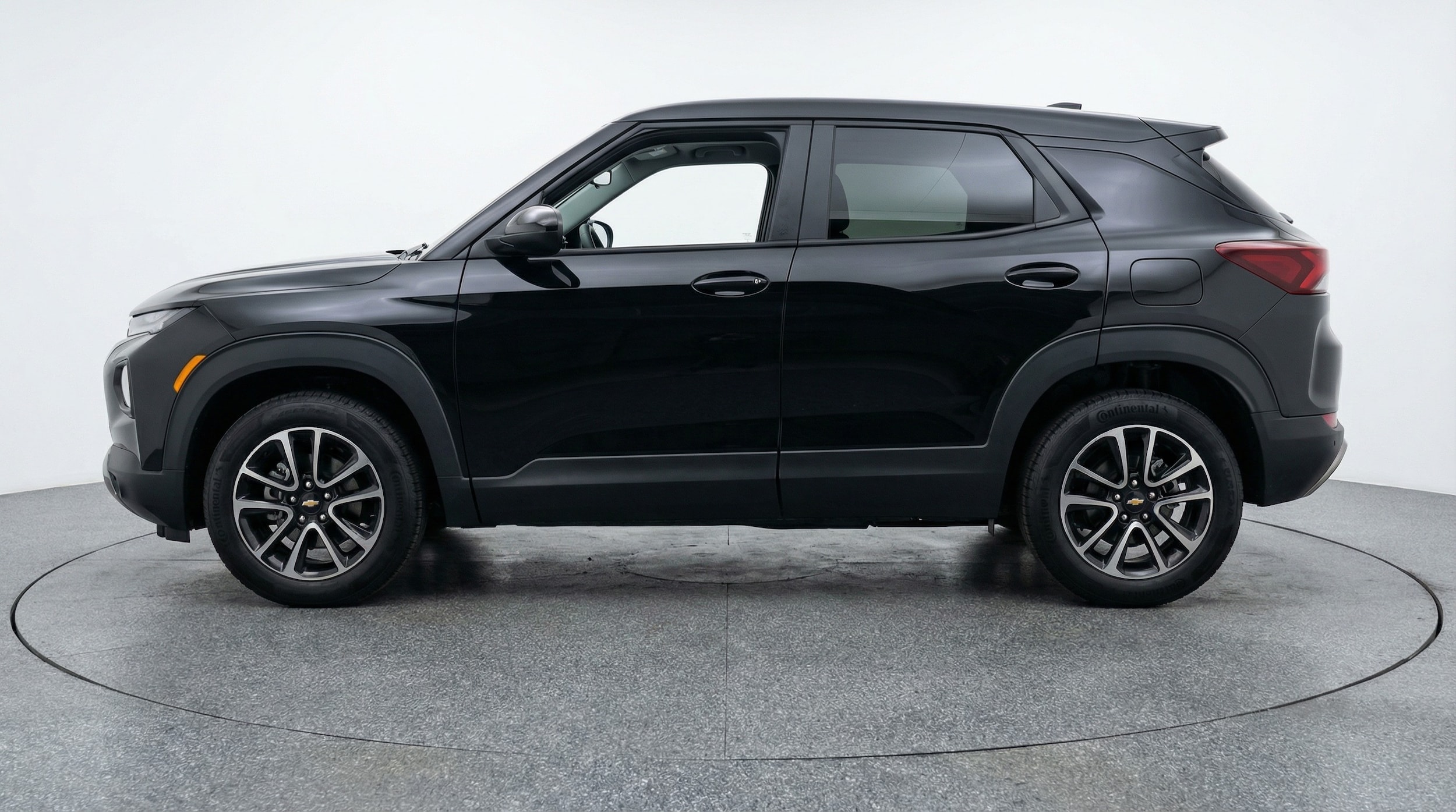 Thumbnail: 2025 Chevrolet TrailBlazer - 4