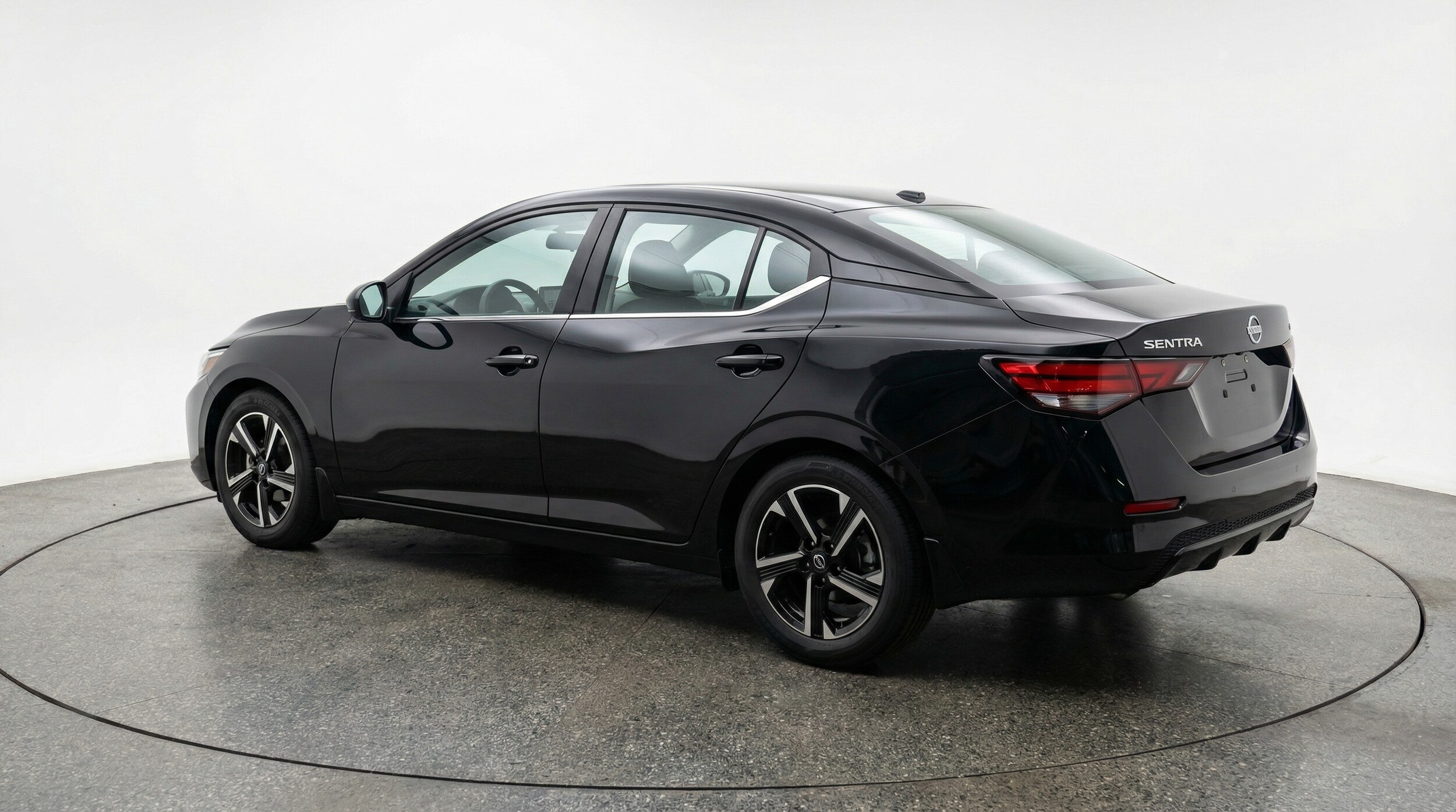 Thumbnail: 2025 Nissan Sentra - 5